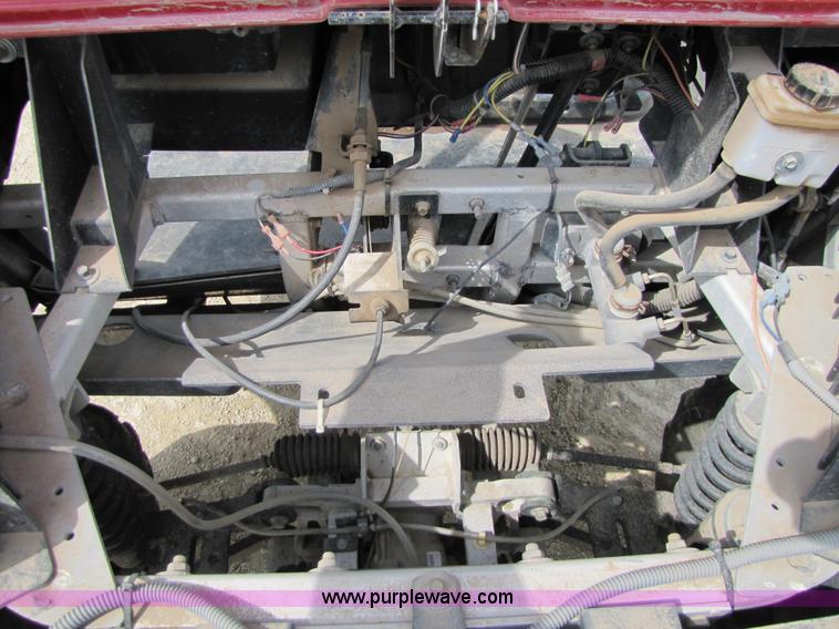 image for item 8486 2007 Club Car XRT1550G utility vehicle