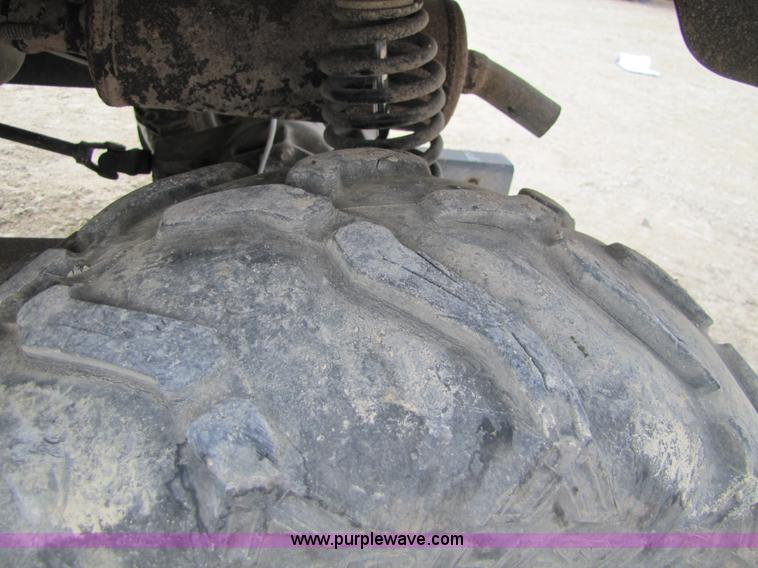 image for item 8486 2007 Club Car XRT1550G utility vehicle