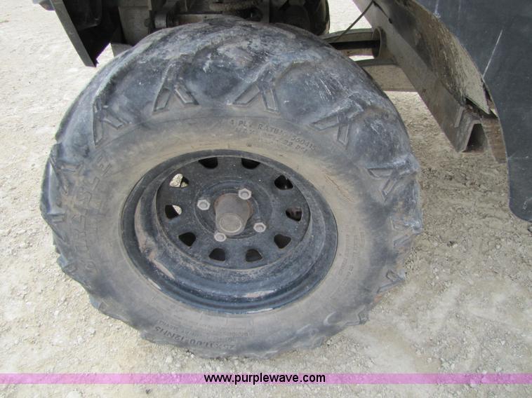 image for item 8486 2007 Club Car XRT1550G utility vehicle