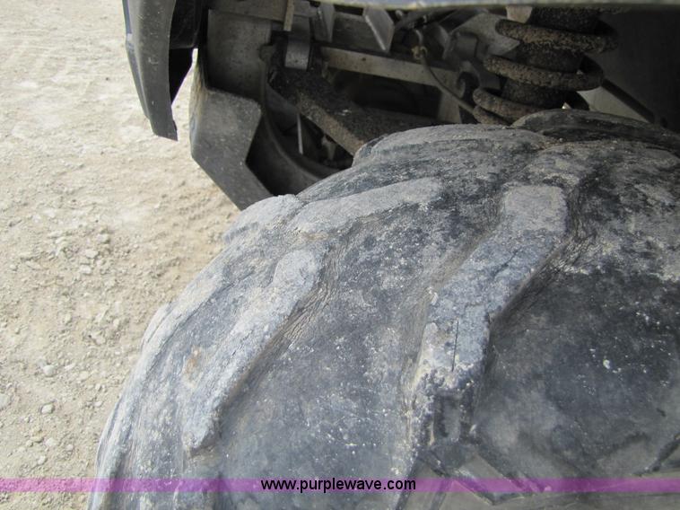 image for item 8486 2007 Club Car XRT1550G utility vehicle