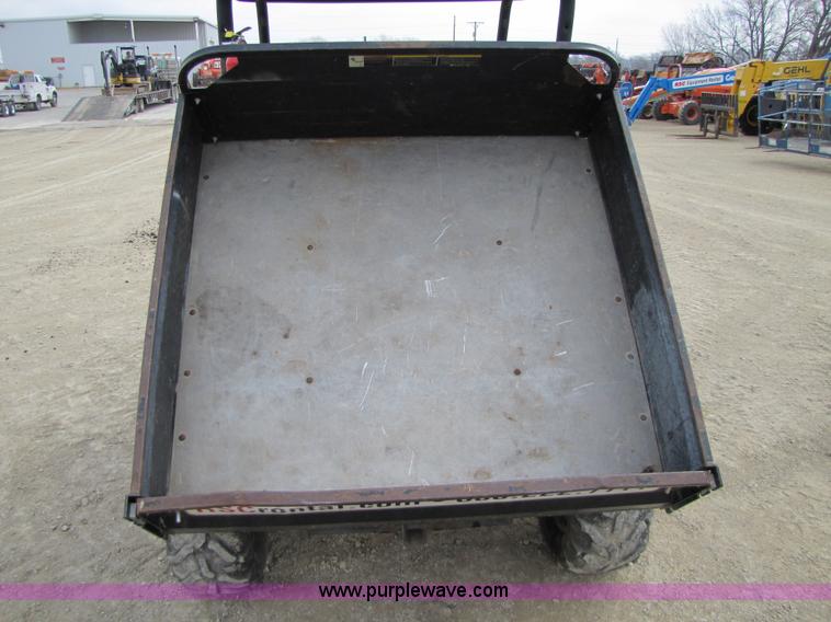 image for item 8486 2007 Club Car XRT1550G utility vehicle