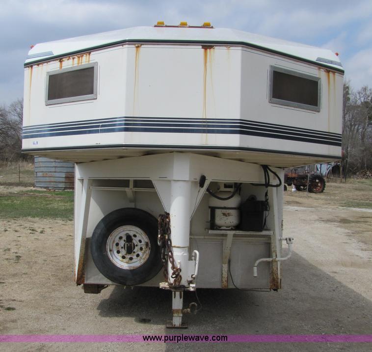 image for item 8511 1992 Titan 14' goose neck horse trailer with living quarters