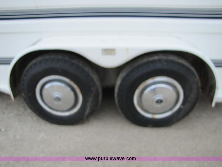 image for item 8511 1992 Titan 14' goose neck horse trailer with living quarters