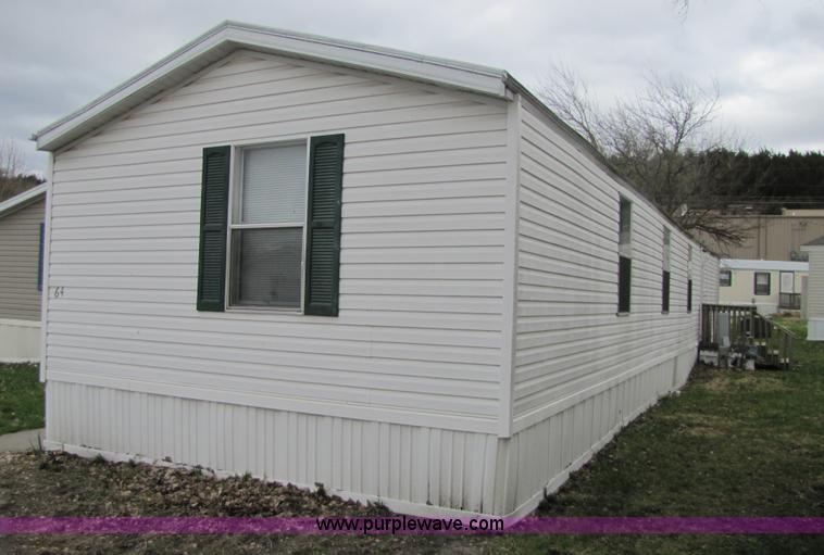 image for item 8540 2002 Schult/Oakwood modular home