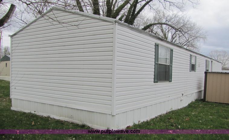 image for item 8540 2002 Schult/Oakwood modular home