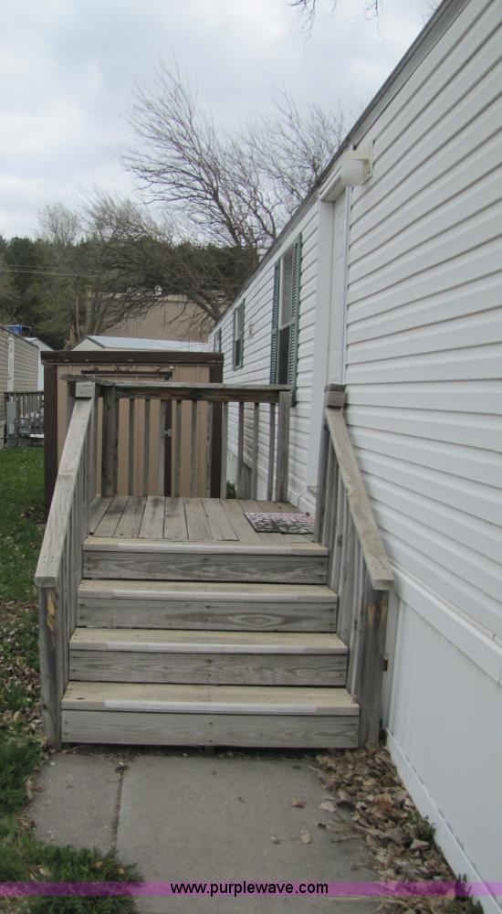 image for item 8540 2002 Schult/Oakwood modular home