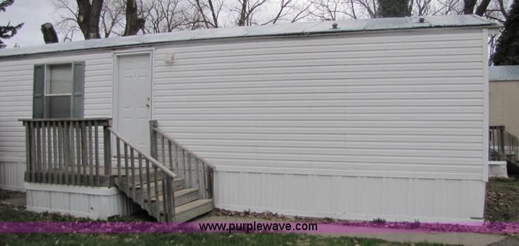 image for item 8540 2002 Schult/Oakwood modular home