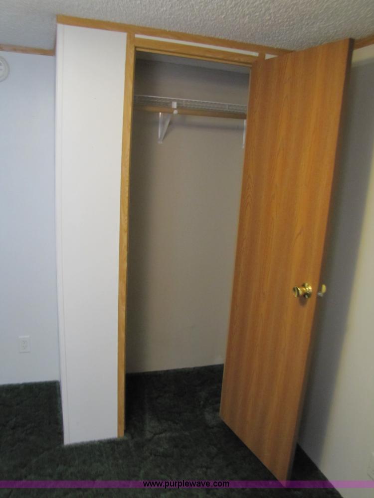 image for item 8540 2002 Schult/Oakwood modular home