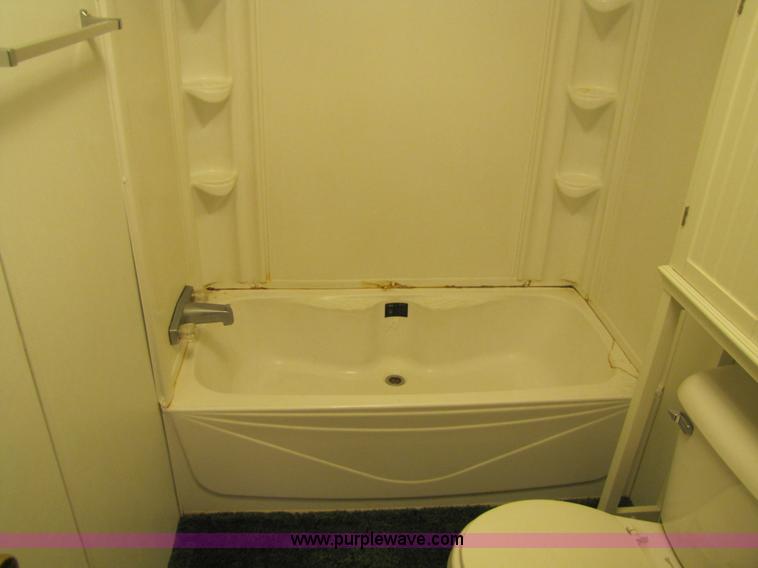 image for item 8540 2002 Schult/Oakwood modular home