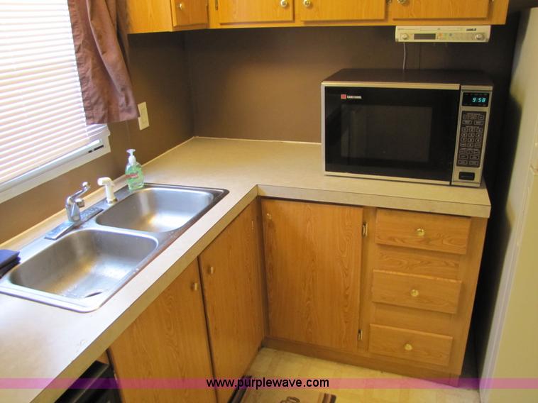 image for item 8540 2002 Schult/Oakwood modular home