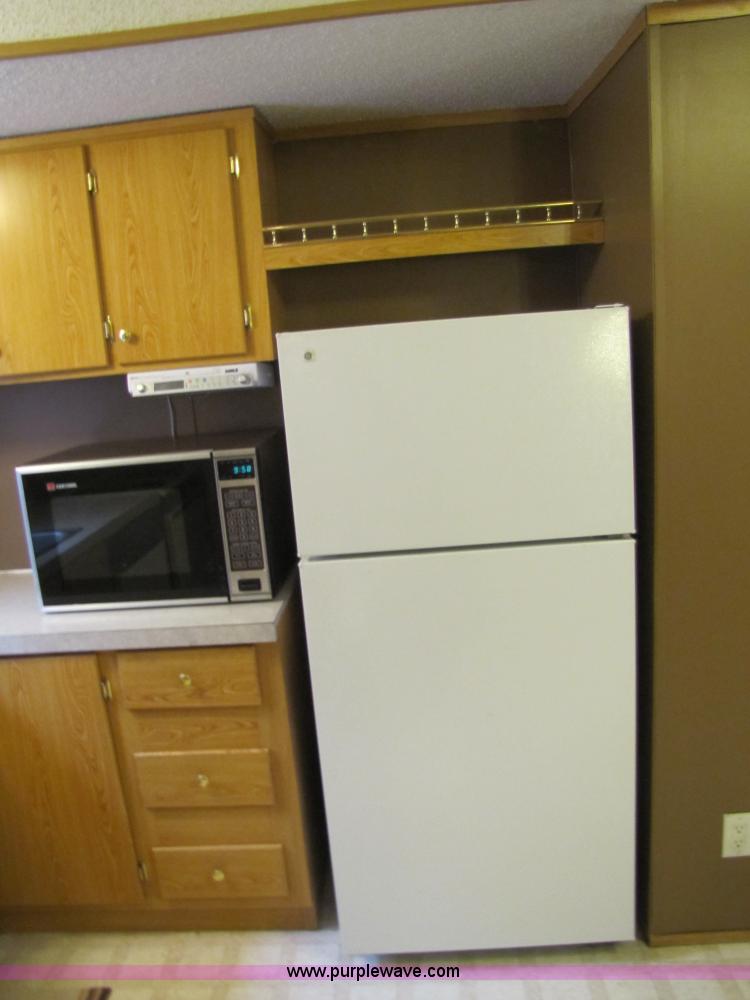 image for item 8540 2002 Schult/Oakwood modular home