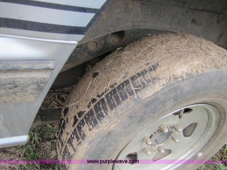 image for item 8551 1987 Dodge Ram D50 pickup truck