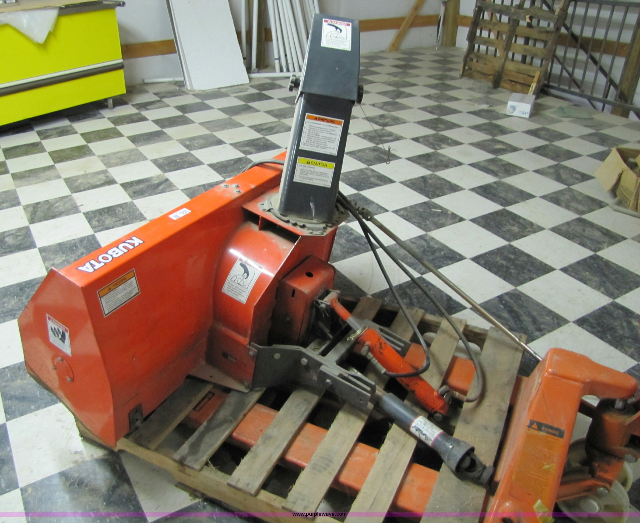 Kubota B2650 tractor mount snow blower in Manhattan, KS Item 8484