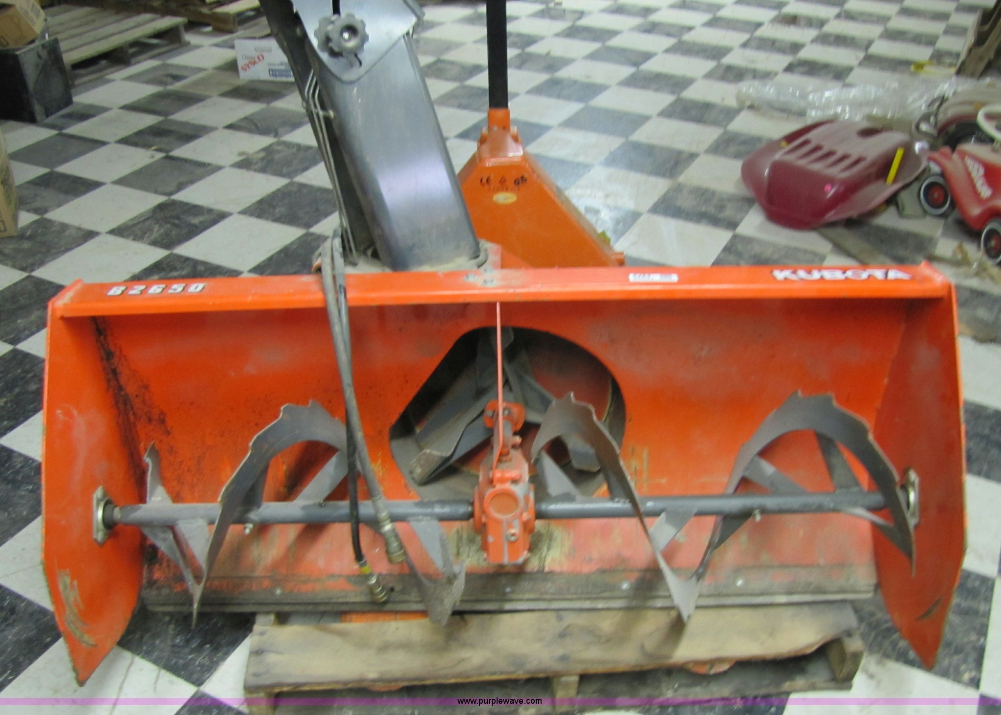 Kubota B2650 tractor mount snow blower in Manhattan, KS Item 8484