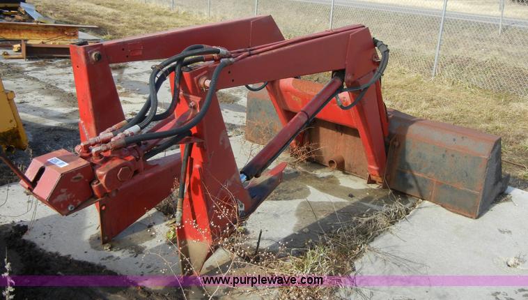 image for item 2100 JI Case 2200 loader bucket