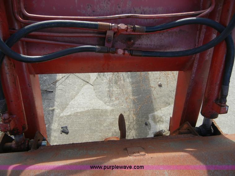 image for item 2100 JI Case 2200 loader bucket