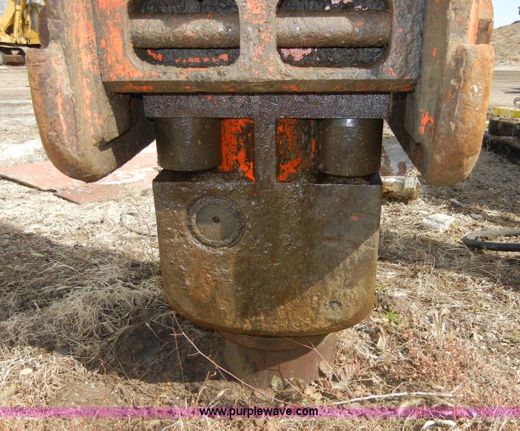 image for item 2184 NPK hydraulic hammer