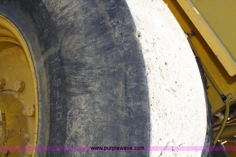 image for item 4791 Pettibone C-200 flat wheel combination roller vibratory compactor