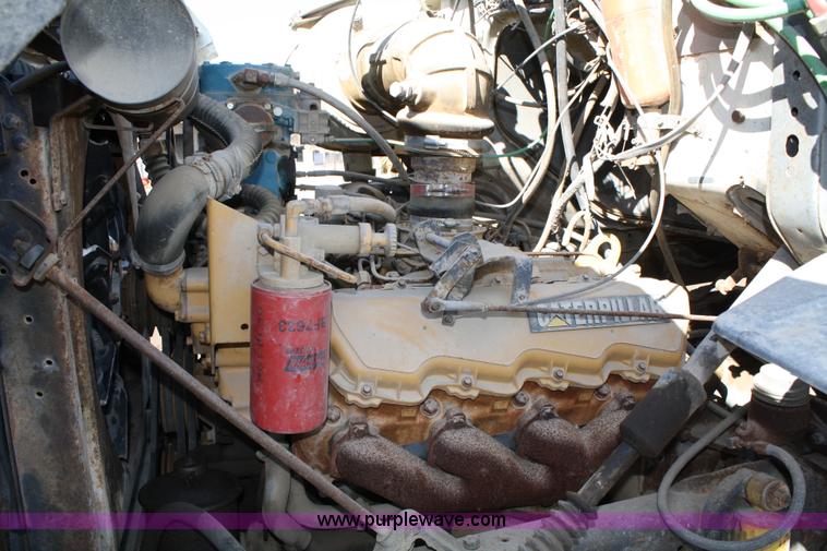 image for item 4792 1986 Ford L8000 water truck