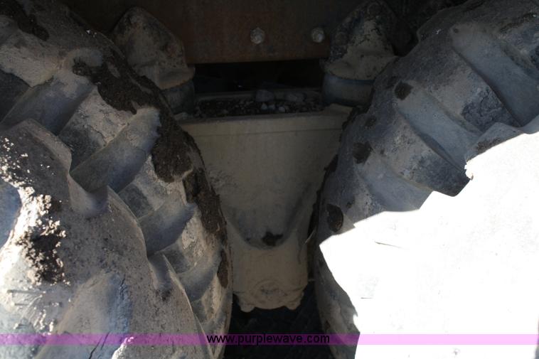 image for item 4792 1986 Ford L8000 water truck