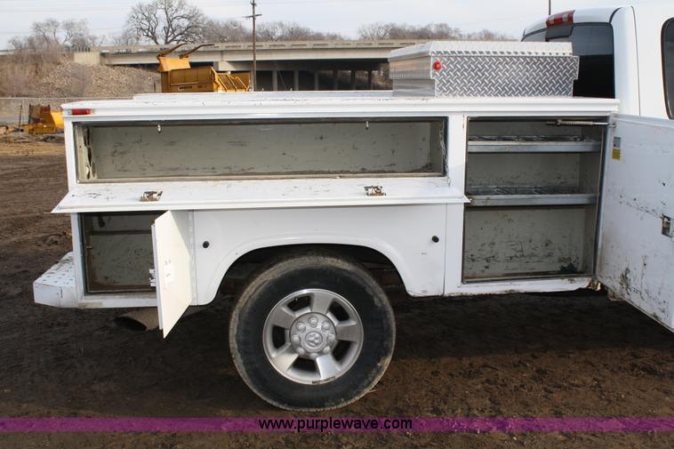 image for item 4796 2003 Dodge Ram 2500 quad cab pickup truck