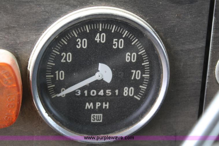 image for item 4910 1978 Kenworth W900A semi truck