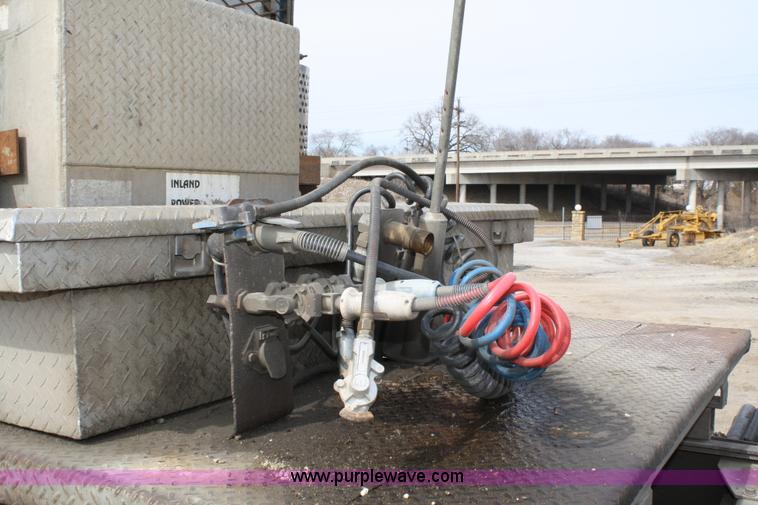 image for item 4910 1978 Kenworth W900A semi truck