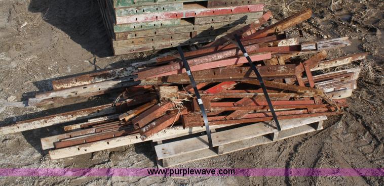 image for item 4913 Symons concrete forms