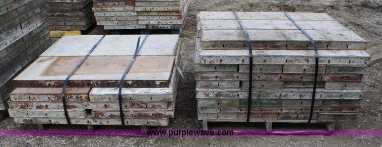 image for item 4914 Symons concrete forms