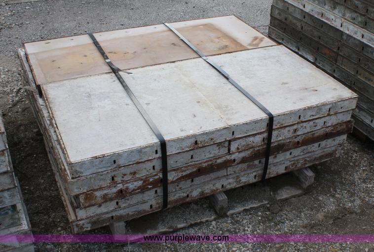 image for item 4914 Symons concrete forms