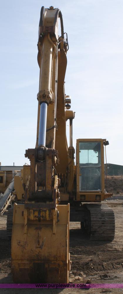 image for item 4960 1985 Caterpillar 235BH excavator
