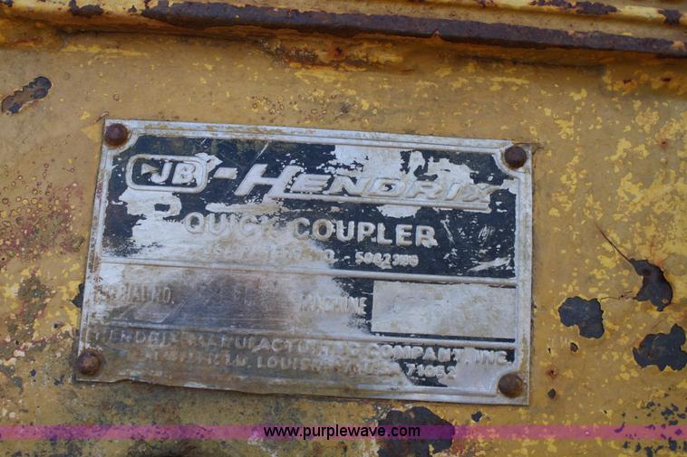 image for item 4960 1985 Caterpillar 235BH excavator