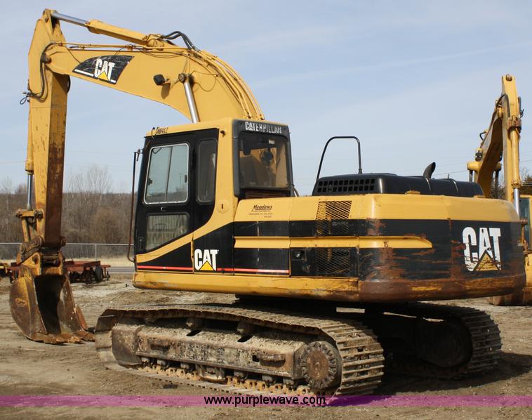 image for item 4961 1996 Caterpillar 320B excavator