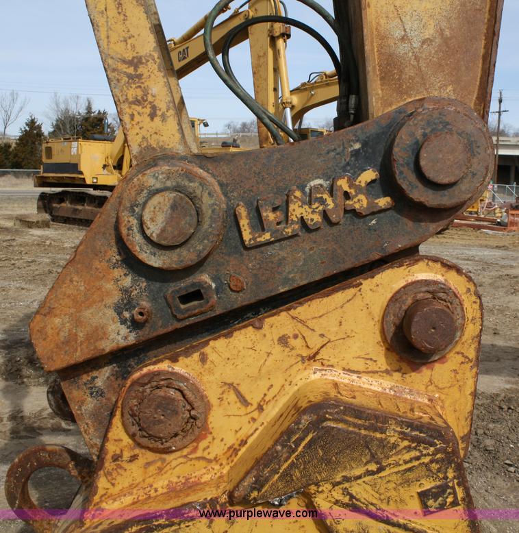 image for item 4961 1996 Caterpillar 320B excavator