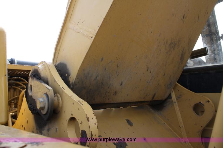 image for item 4961 1996 Caterpillar 320B excavator