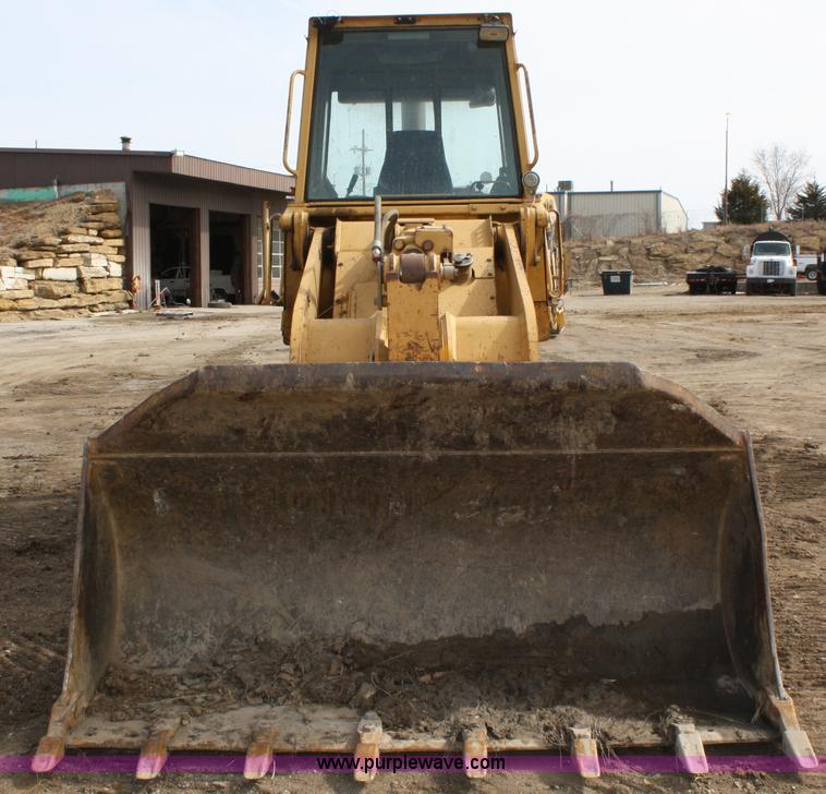 image for item 4964 1992 Caterpillar 953 track loader