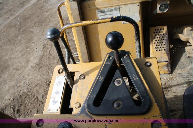 image for item 4964 1992 Caterpillar 953 track loader