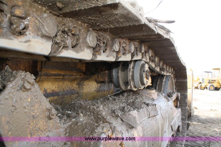 image for item 4964 1992 Caterpillar 953 track loader