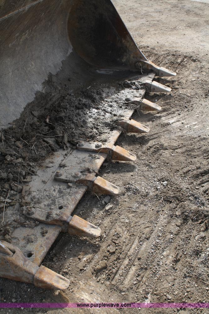 image for item 4964 1992 Caterpillar 953 track loader