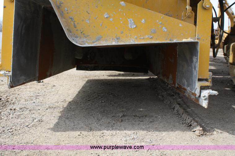 image for item 4965 Gomaco GT3600 curb machine