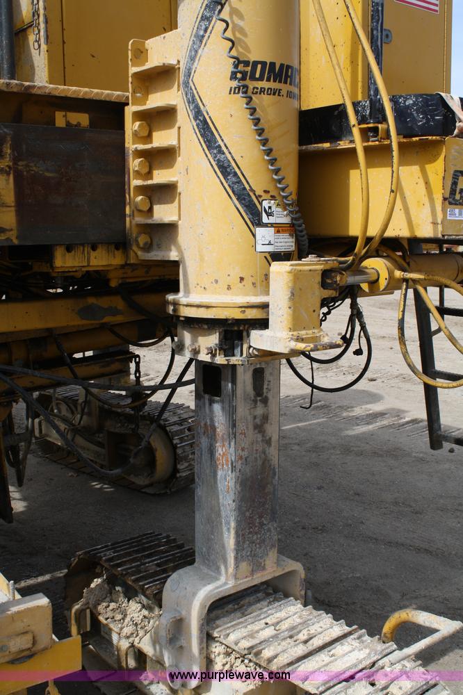 image for item 4965 Gomaco GT3600 curb machine