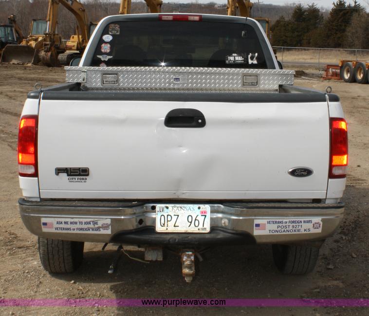 image for item 4966 1999 Ford F150 XLT Supercab pickup truck