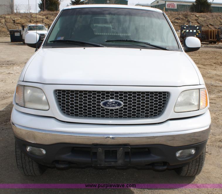 image for item 4966 1999 Ford F150 XLT Supercab pickup truck