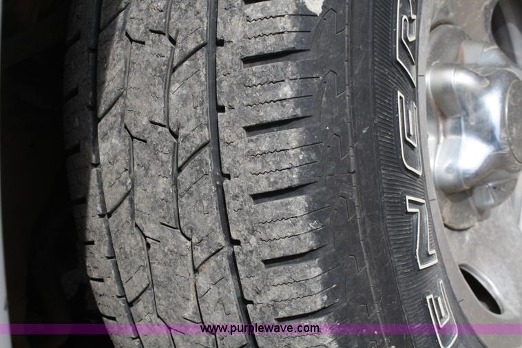 image for item 4966 1999 Ford F150 XLT Supercab pickup truck