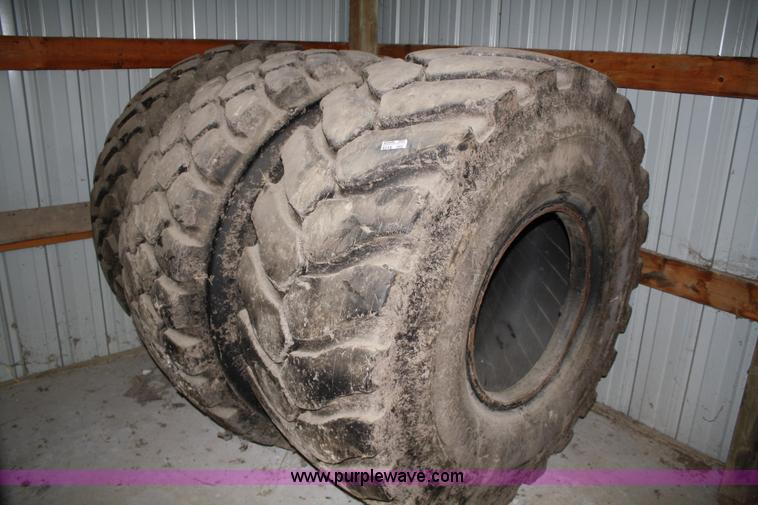 image for item 5115 (3) 23.5R25 tires
