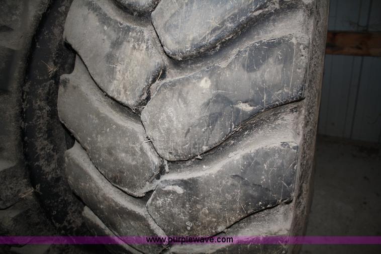 image for item 5115 (3) 23.5R25 tires