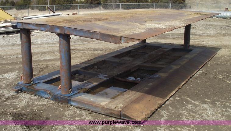 image for item 5372 Trench shore box