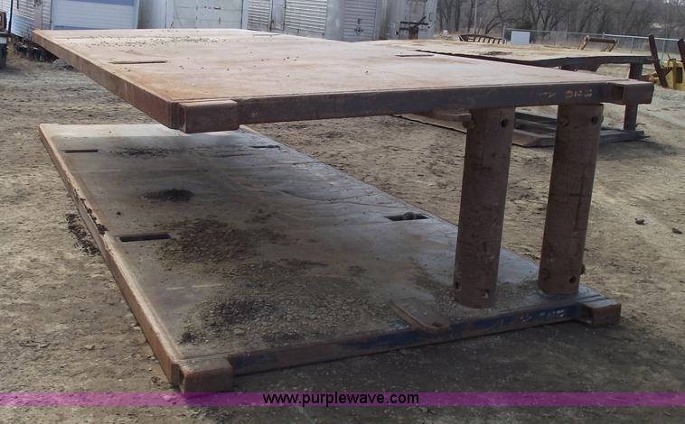 image for item 5373 Trench shore box