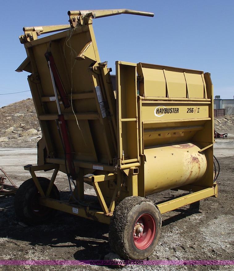 image for item 5586 HayBuster 256 Plus II self loader