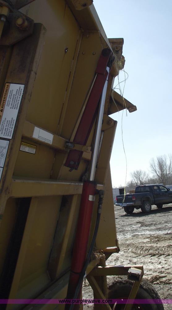 image for item 5586 HayBuster 256 Plus II self loader